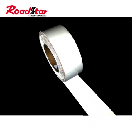 Mid intensity screen printable reflective transfer film 