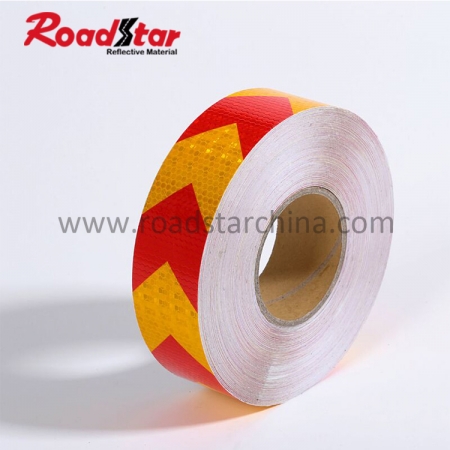 Black Yellow Arrow Retro Reflective PVC Prismatic Tape For Vehicle 